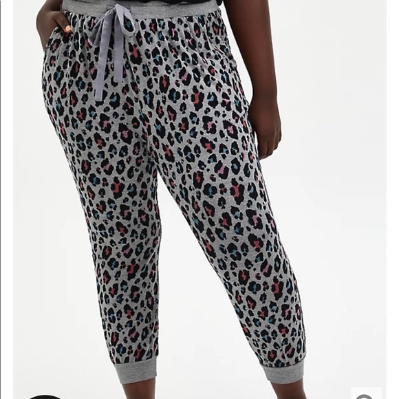 Nwt Torrid size 3 Soft leopard Sleep Set top pants - Picture 5 of 9